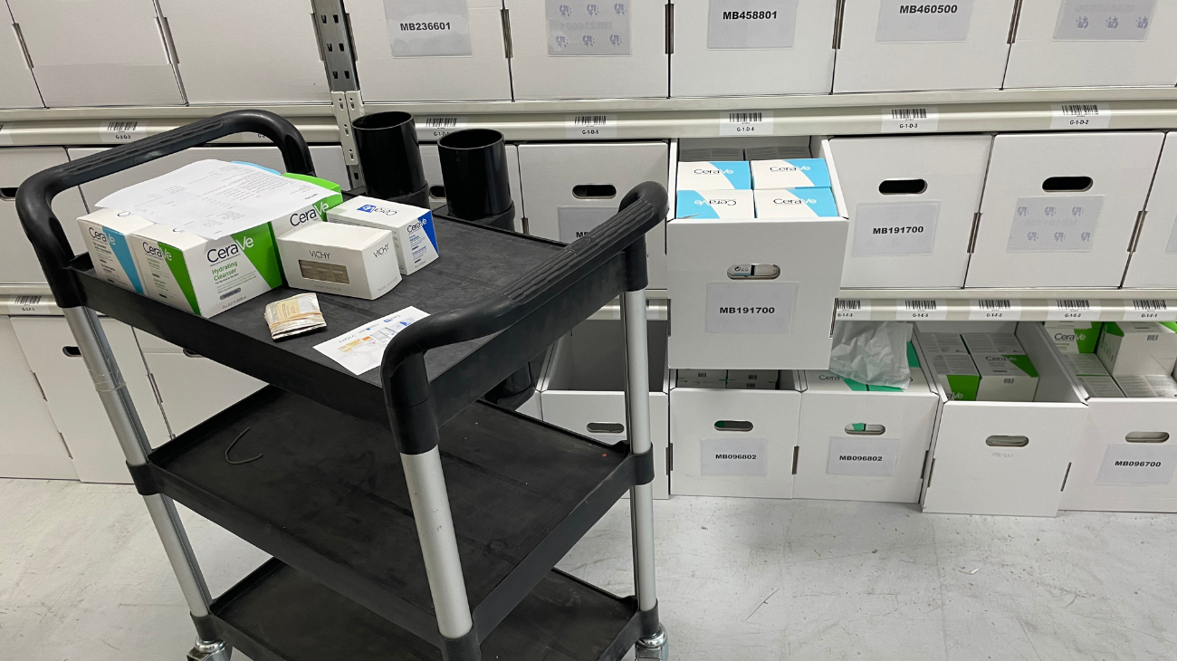 Loreal Sampling Picking and Packing Loreal Sampling Picking and Packing